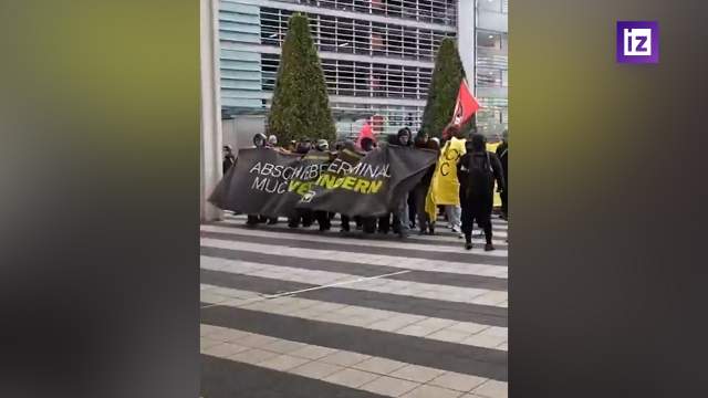 Аэропорты Германии охватили протесты против депортации мигрантов
