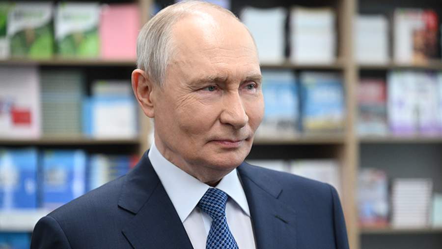 Путин призвал не допустить деления общества на «элиту» и «нажимающих кнопки»