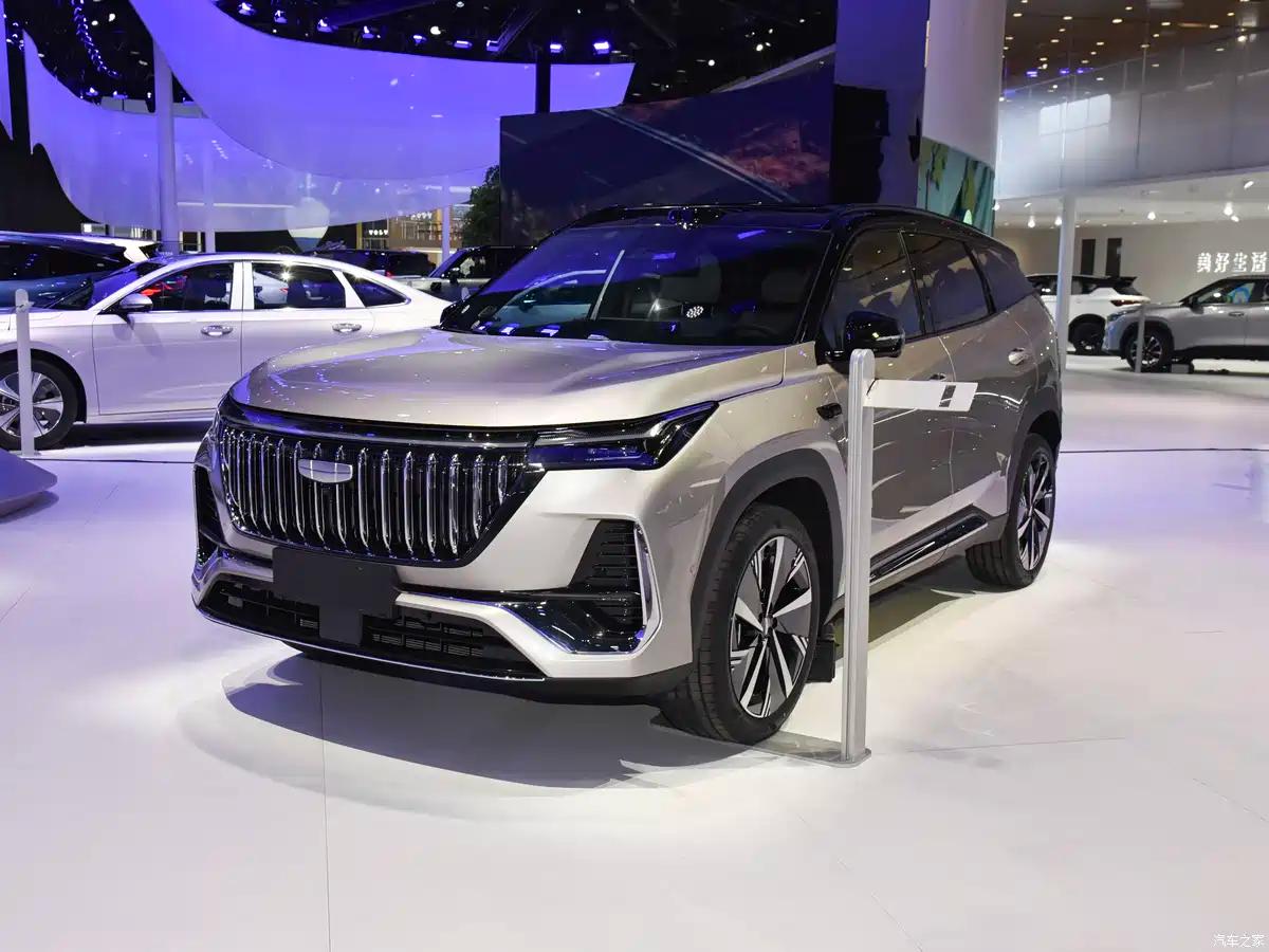 Представлен самый мощный (и экономичный) Geely Atlas — 313 л.с. и лидар на крыше