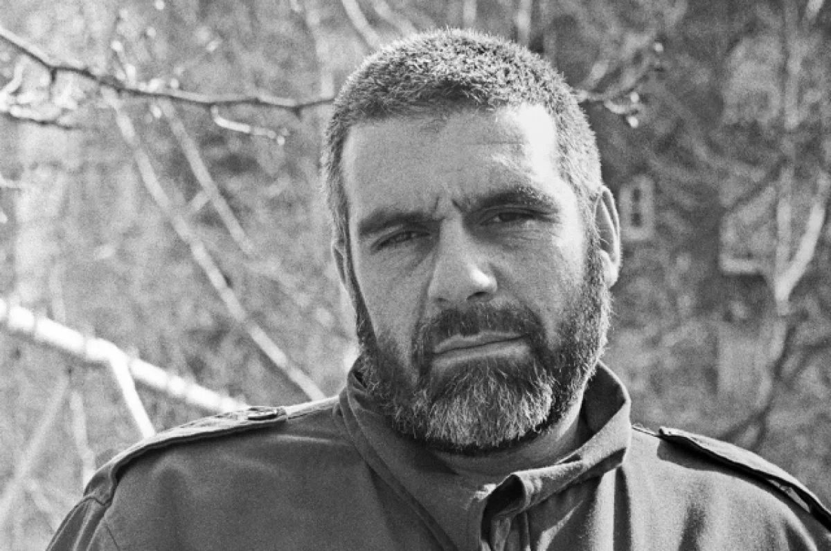 Нельзя было привязывать ремнями. От чего на самом деле умер Сергей Довлатов