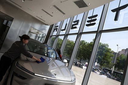 Фары Tesla оказались слишком яркими и опасными