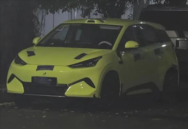BYD Seagull нового поколения превратился из мини-электромобиля в полноценный хэтчбек: длина выросла до 4,2 м, появился лидар