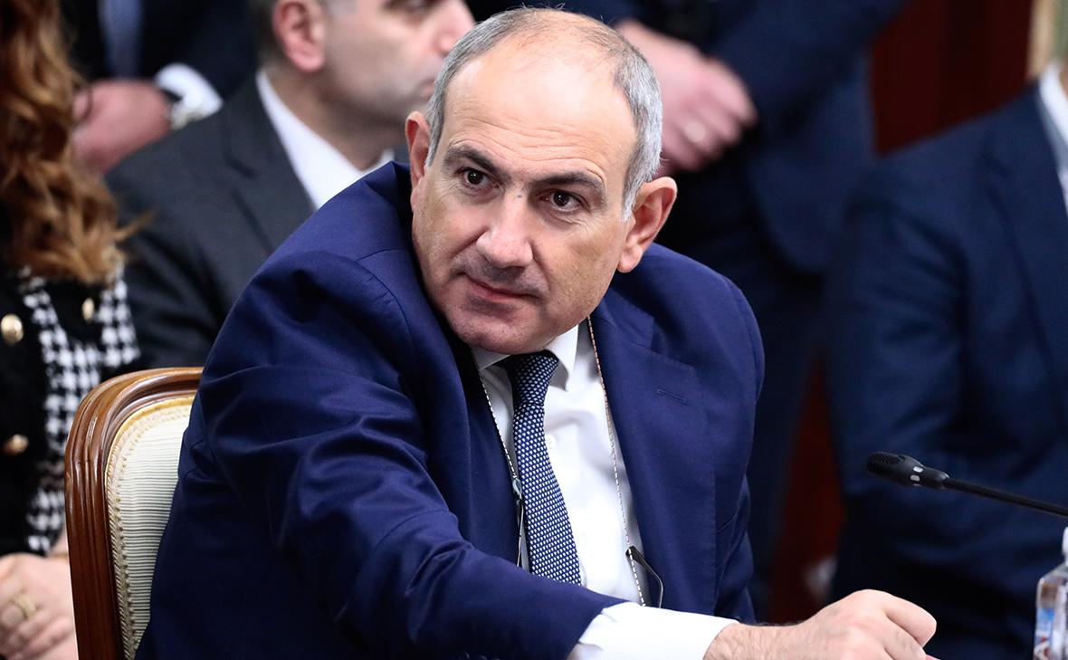 Пашинян подтвердил исключение части Конституции, мешающей миру с Баку