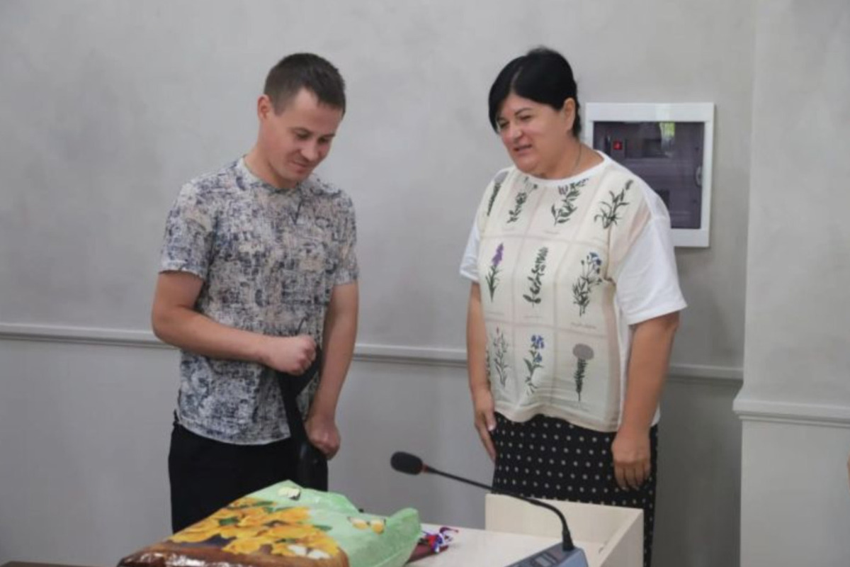 В Бахчисарайском районе вручили ключи от квартиры участнику СВО
