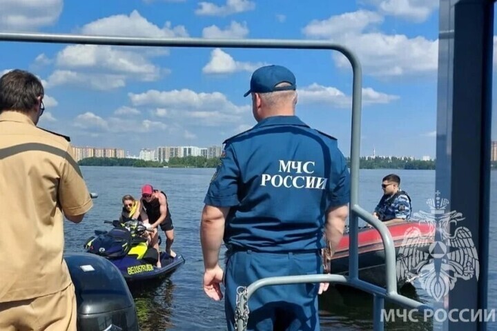 За выходные на воде в Воронеже оштрафовали 20 судоводителей