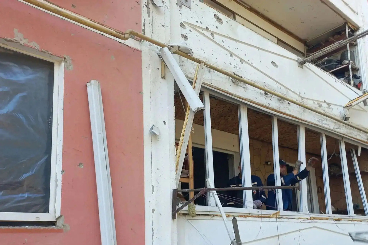 В одном из домов в Краснодаре выбило почти 60 окон после атаки ВСУ