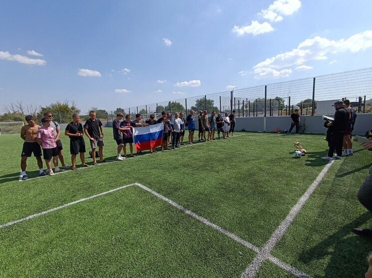 В Каланчаке прошёл футбольный турнир, посвящённый Дню флага России