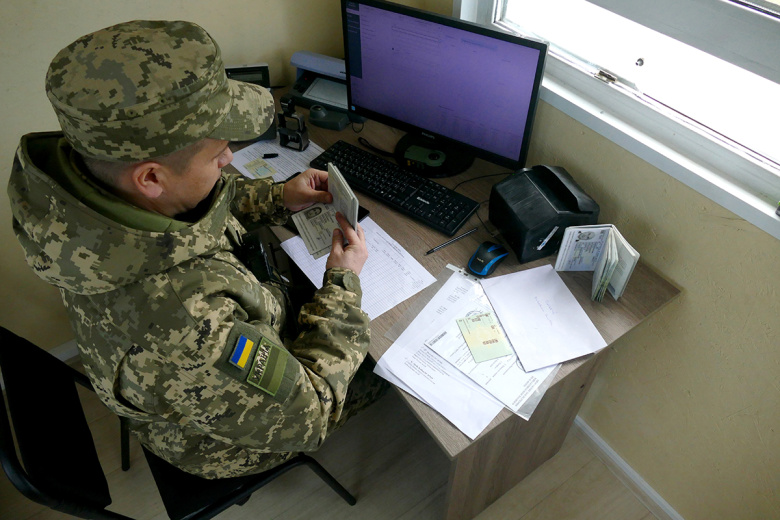 КПП на границе Украины и Молдавии приостановил работу после взрывов