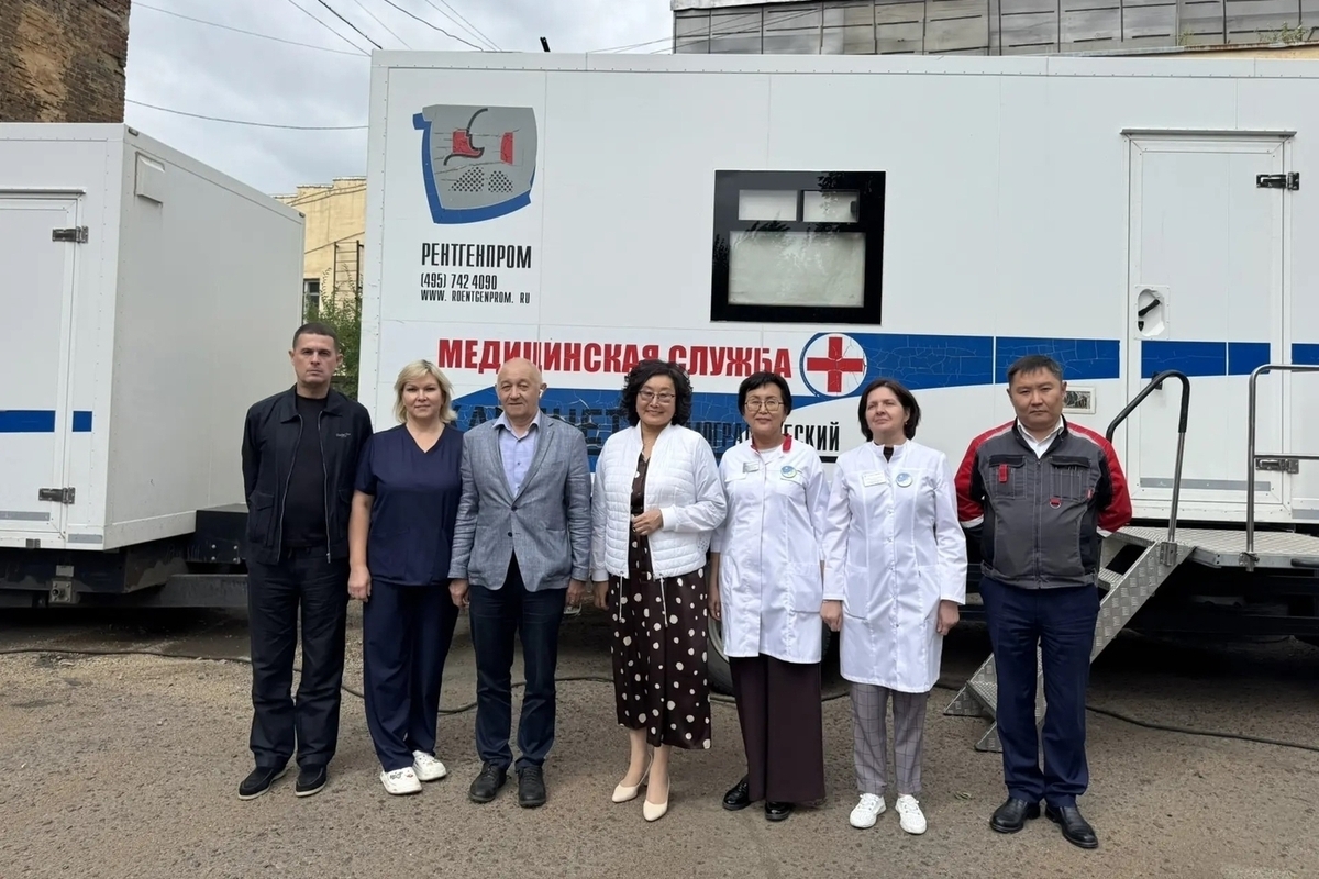 Министр здравоохранения Бурятии посетила Улан-Удэнский ЛВРЗ