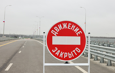 Между Новороссийском и Геленджиком перекрыли движение транспорта