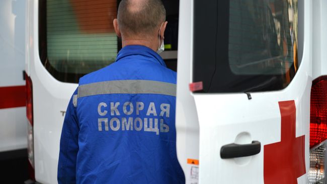 В Забайкалье автомобиль упал в реку, одна девушка погибла