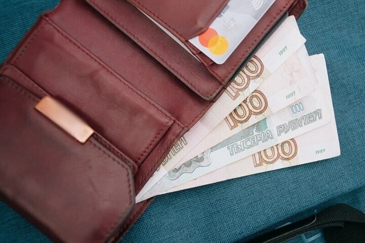 Пензенец подобрал у магазина кошелек с деньгами и стал фигурантом уголовного дела