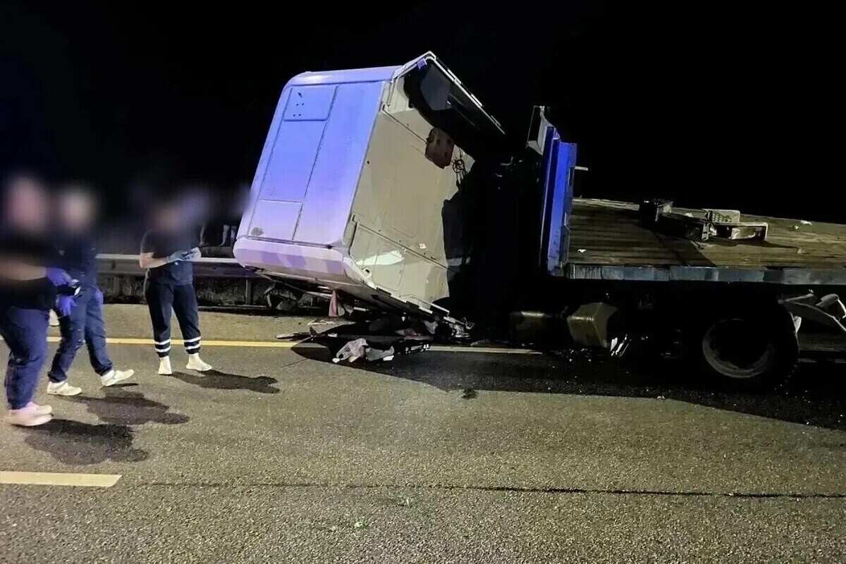Грузовик врезался в «Газель» под Горячим Ключом, есть погибший
