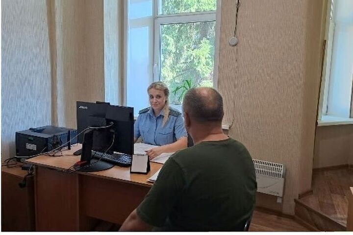 Желание остаться с водительскими правами заставило жителя Брасова заплатить алименты