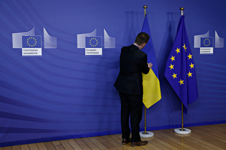 В России объяснили, почему ЕС не станет миротворцем в украинском конфликте