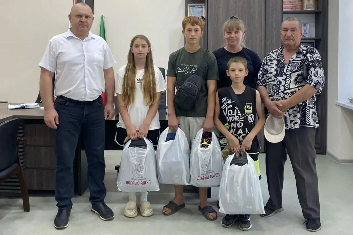 На Мелитопольщине стартовала акция «Помоги пойти учиться»