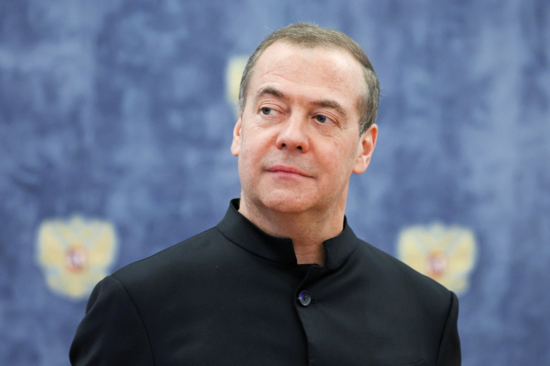 Медведев поздравил президента Абхазии Гунбу с Днем независимости