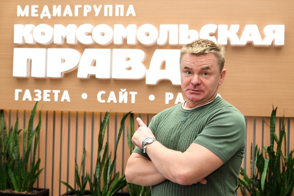 «Хотел бы сняться в продолжении «Физрука»: Владимир Сычев честно высказался о хейтерах, психологах, «Бумере» и девяностых