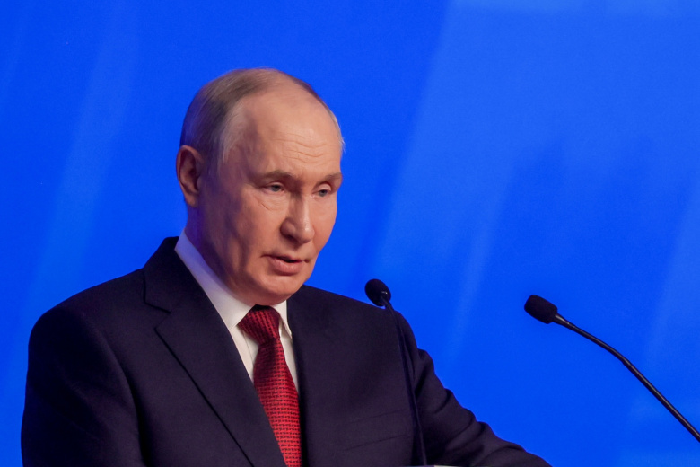 Путин поздравил президента Абхазии с Днем признания независимости