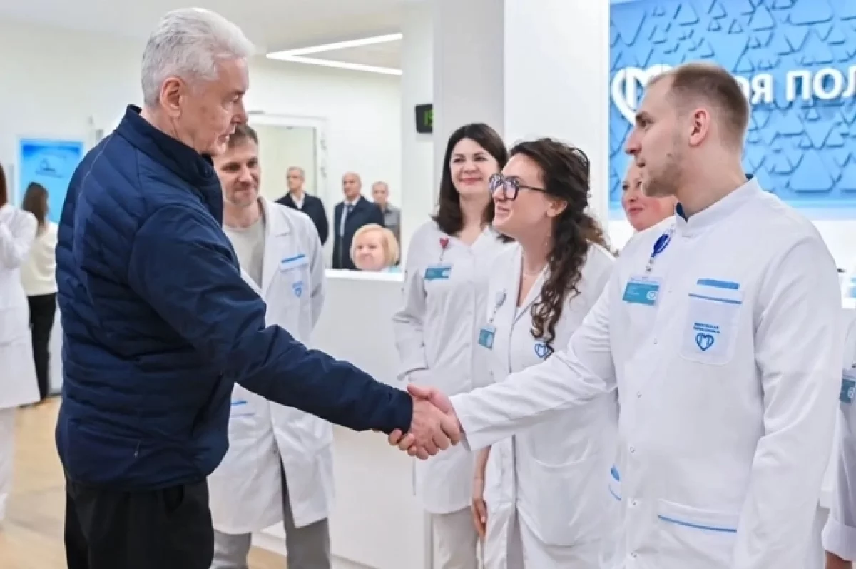 Собянин: завершено строительство головного здания Троицкой поликлиники