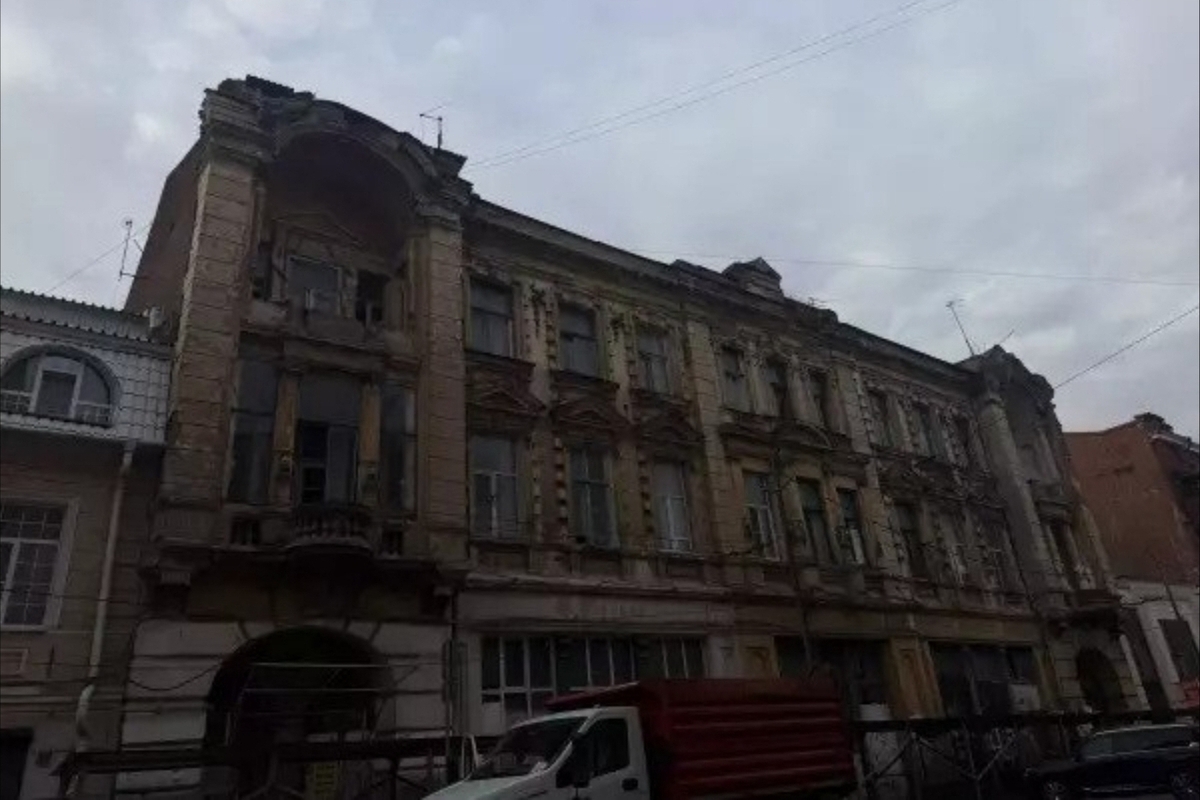 Власти Ростова передумали делать музей в «доме с ангелами» из-за дороговизны