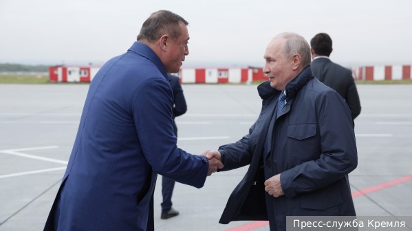 Путин прибыл в Южно-Сахалинск