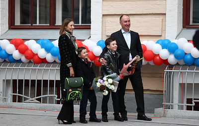 В ГД хотят дать родителям школьников приоритетное право на отпуск в каникулы