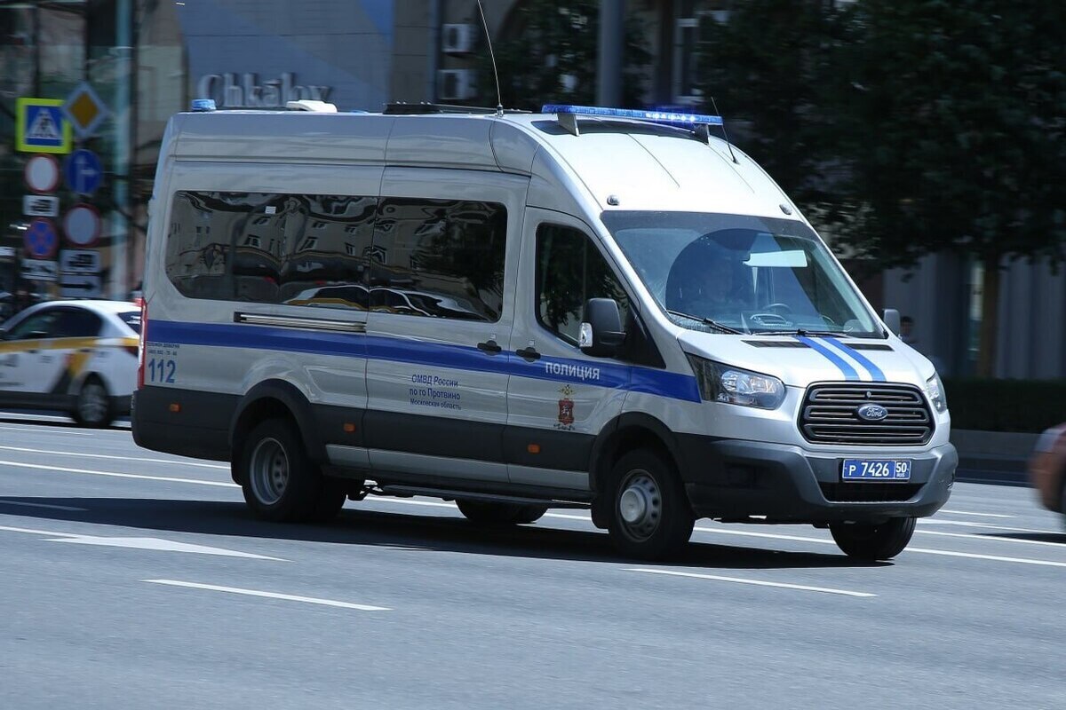 В крымском поселке задержали мужчину за кражу из дома соседа