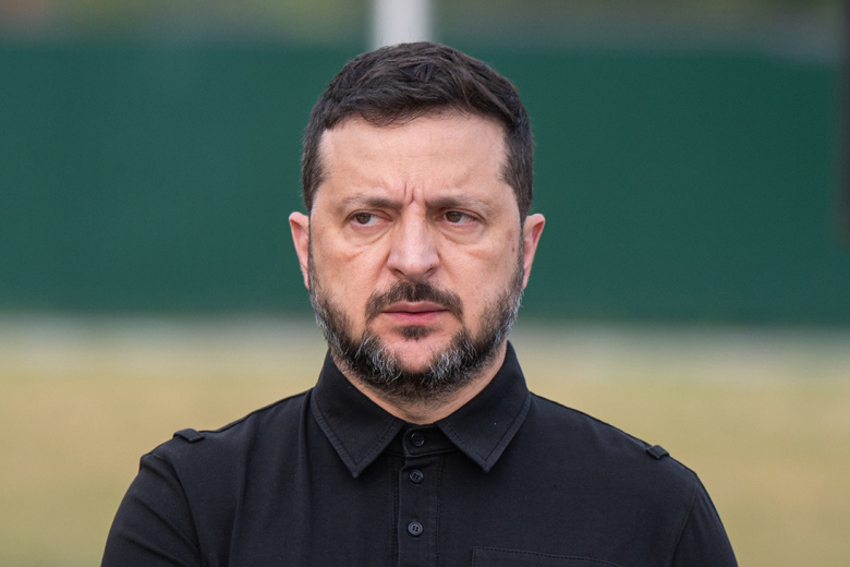 Стало известно, к чему начали готовить Зеленского