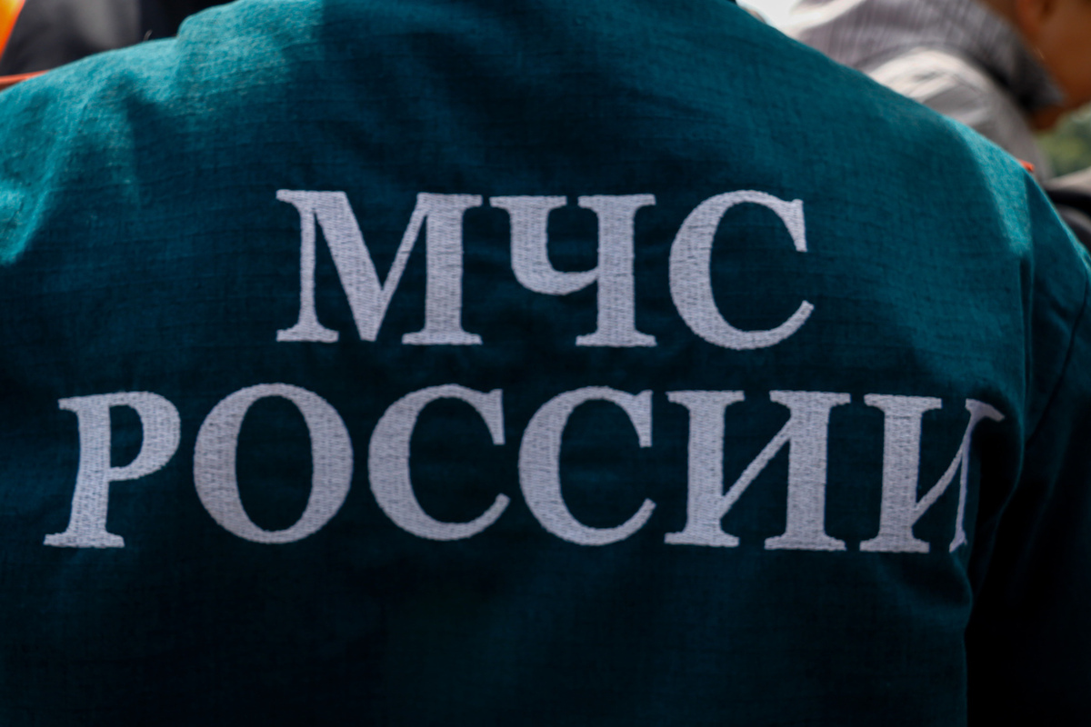 На реке Сунжа продолжается поиск мужчины, пропавшего после падения автомобиля в воду