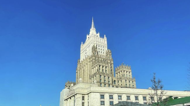 Временная поверенная в делах Румынии покинула здание МИД России