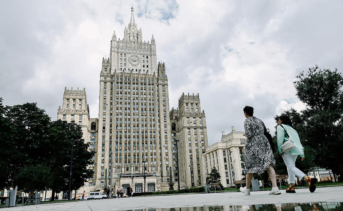 МИД России объявил румынского дипломата персоной нон грата