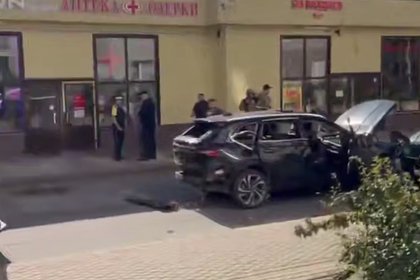 Озвучена причина взрыва автомобиля военнослужащего в Петербурге