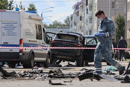 Автомобиль высокопоставленного военнослужащего подорвали в Петербурге. Офицер погиб
