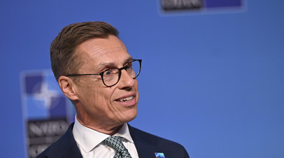 Александр Стубб в роли лисы Алисы