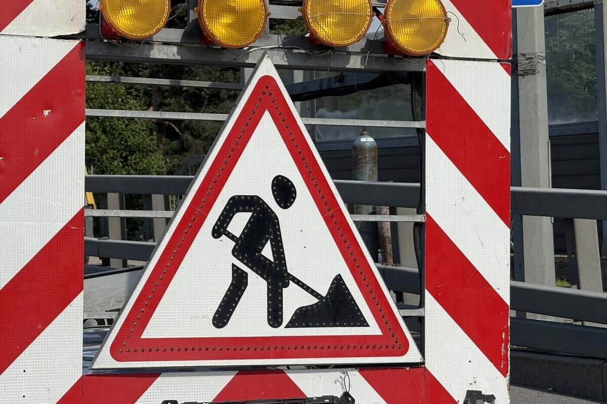 В Петербурге с 29 августа введут ограничения дорожного движения в трёх районах
