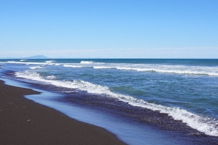 Туриста из Новосибирска унесло на сапборде в море под Евпаторией