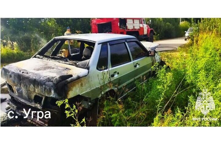 В Смоленской области дважды за дежурные сутки горели автомобили
