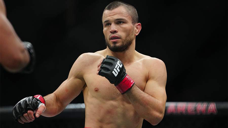 Главные бои турнира UFC Fight Night 29 августа: обзор и форма бойцов