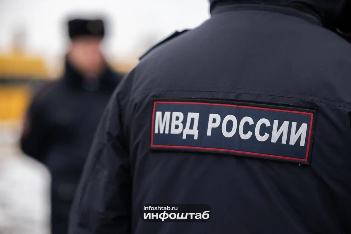Более 50 полицейских оцепили место пожара в Ахтубинском районе