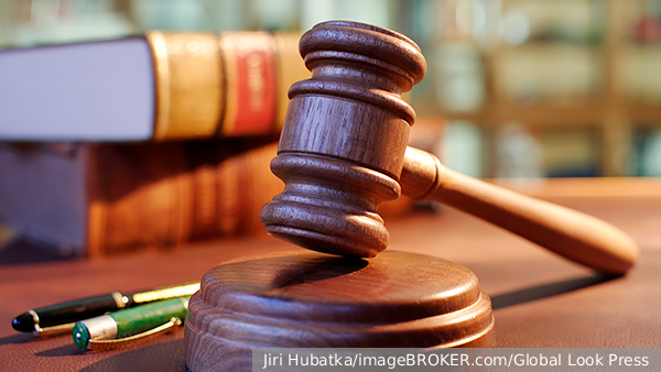 Суд оштрафовал россиянина за сгенерированную ИИ судебную практику