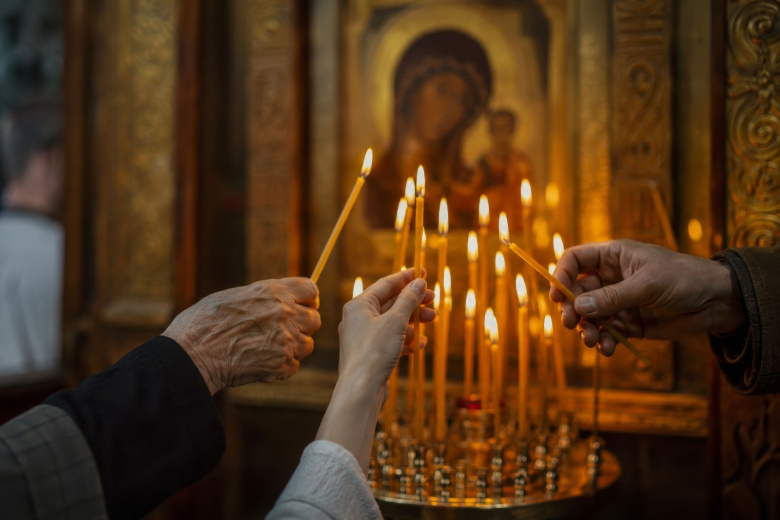 Церковные праздники сегодня, 28 августа: кого чтят, именины, что можно есть