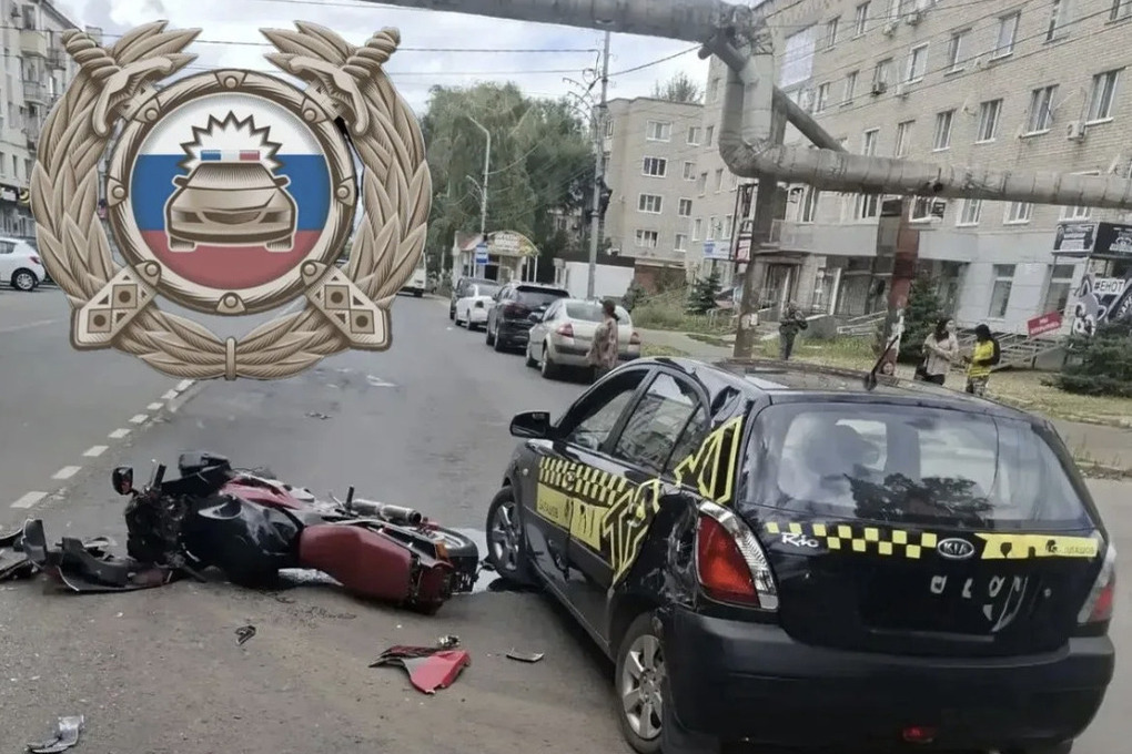 В Балашове мотоциклист ударился о такси