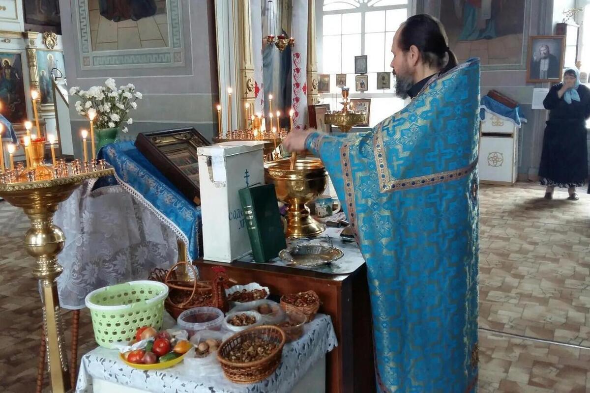 Завтра в Калмыкии отметят Ореховый Спас