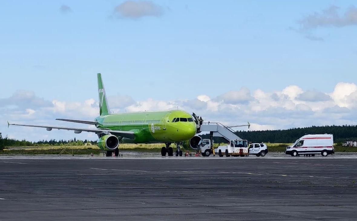 Airbus A321neo совершил срочную посадку в Братске из-за дебошира