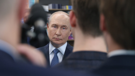 Песков ответил, почему Путин не встретился с директором ЦРУ