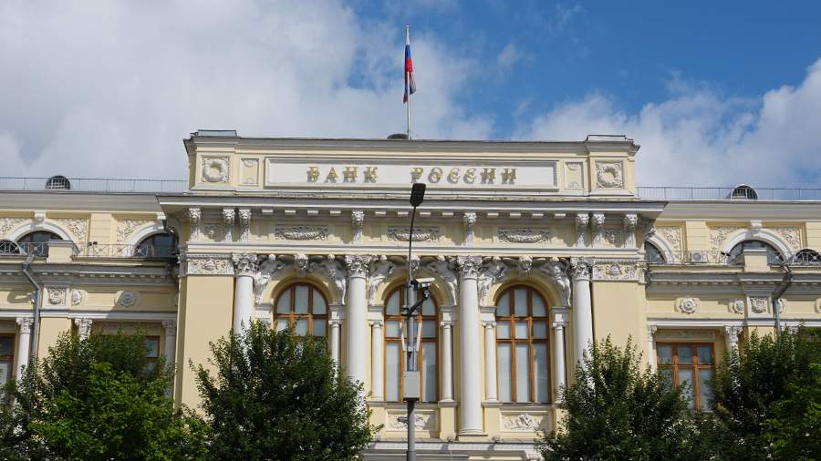 ЦБ РФ предложил в два раза увеличить лимит выдачи микрофинансовых займов наличными