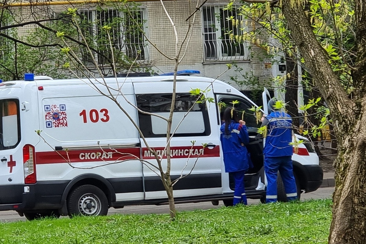 Пьяный пациент едва не зарезал фельдшера скорой помощи в Прикамье