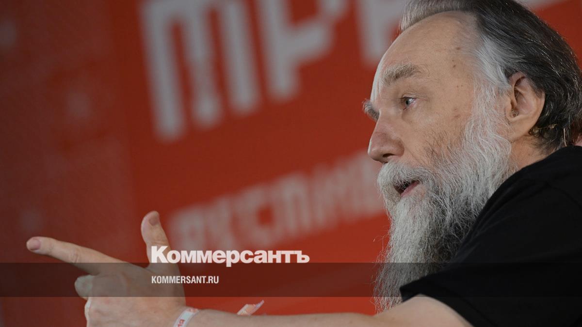 Александр Дугин допустил появление «Конституции победы»