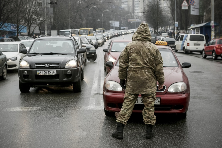 «Конфликт интересов»: на Украине заявили о разразившейся «войне» ВСУ и ТЦК